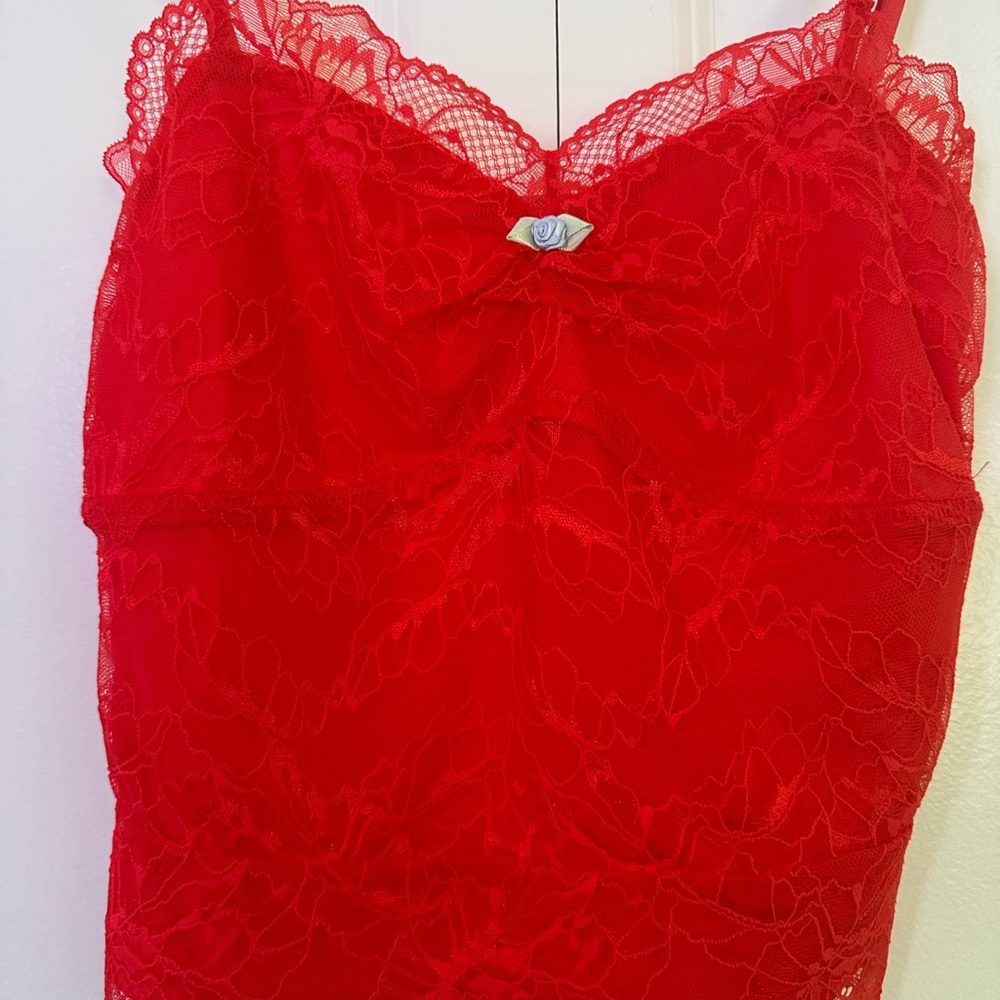 Free People Intimately Red Lace Camisole Size XS NWOT - Picture 3 of 5